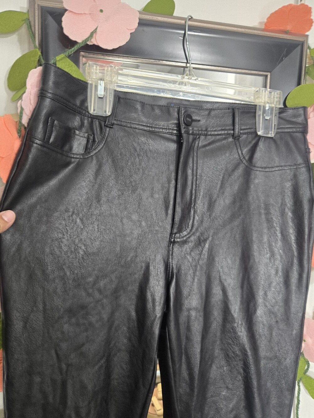 PAIGE Stella Faux Leather Pants Sz 30 Cropped - Picture 4 of 13